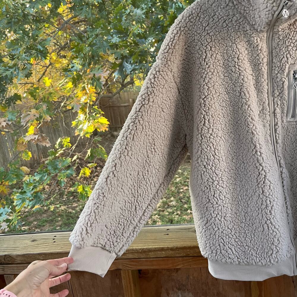 Victoria's Secret On Point Women's Zip Front Teddy Jacket Beige Size L - Picture 4 of 10